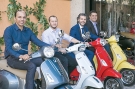 Grupo Valence inaugura a Mondo Vespa