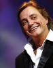 Cantor faz show em setembro no Chevrolet Hall